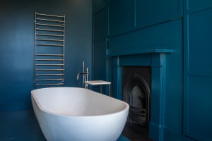 Arior Design victorian villa blue bathroom 6